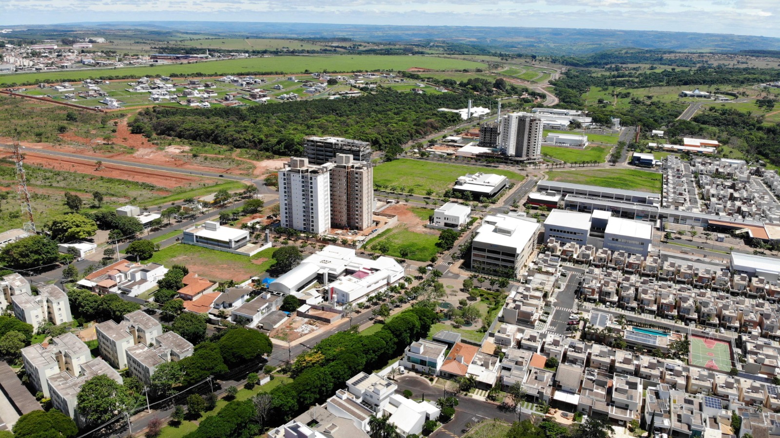 Avanço do mercado imobiliário traz reflexos para o desenvolvimento das cidades